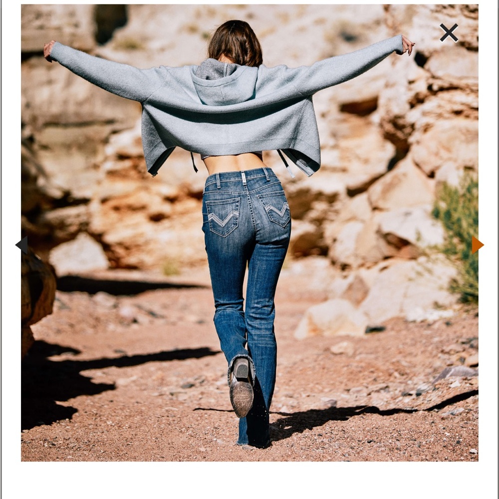 Ariat R.E.A.L High Rise Beverly Bling Flare Jean